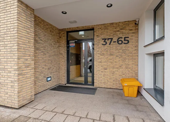 Comfy Studio Wilcza With Parking By Lion Apartments