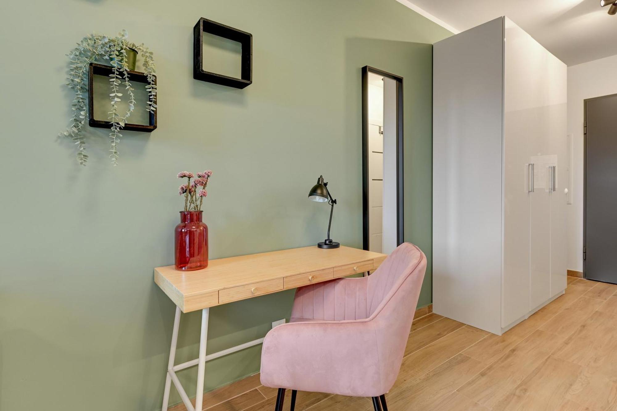 Comfy Wilcza With Parking By Lion Apartment Gdansk